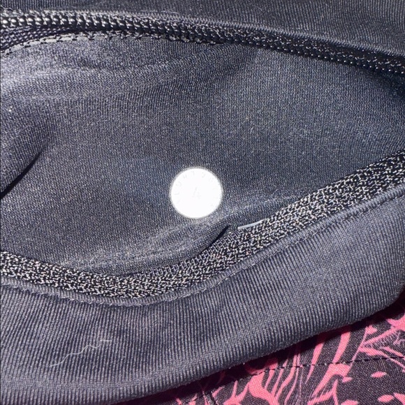 Lululemon speed up OG shorts sz4 2.5” no liner - Picture 3 of 3